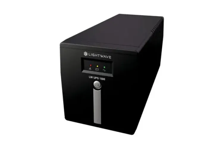 Lightwave LW 3000VA 3 Pin UPS